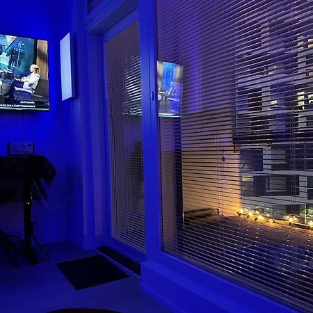 To Luxstudio Hymni From Helsinki Airport 6 Min, To 27min, Freeparking In Kivistoe