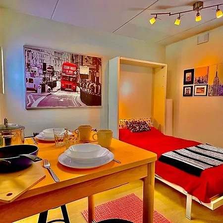 To Luxstudio Hymni From Helsinki Airport 6 Min, To 27min, Freeparking In Kivistoe Daire *