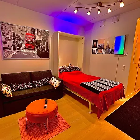 To Luxstudio Hymni From Helsinki Airport 6 Min, To 27min, Freeparking In Kivistoe Vantaa