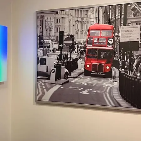 Apartment To Luxstudio Hymni From Helsinki Airport 6 Min, To 27min, Freeparking In Kivistoe Vantaa