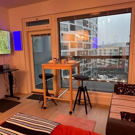 Apartament To Luxstudio Hymni From Helsinki Airport 6 Min, To 27min, Freeparking In Kivistoe Vantaa