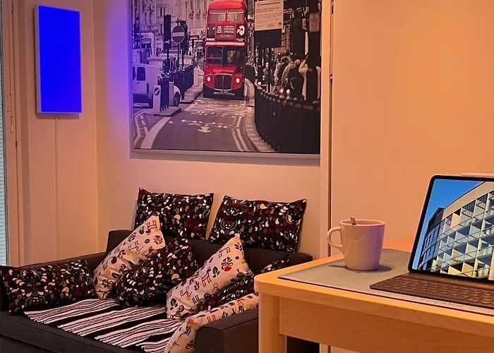 To Luxstudio Hymni From Helsinki Airport 6 Min, To 27min, Freeparking In Kivistoe Апартаменты